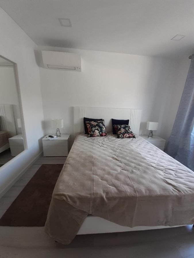 Lisbon Tagus River 2 Suites Private Pool D アルマダ エクステリア 写真