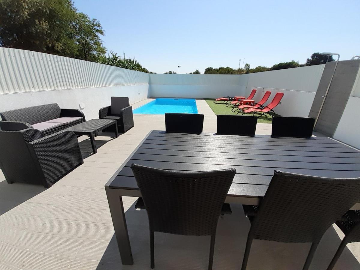 Lisbon Tagus River 2 Suites Private Pool D アルマダ エクステリア 写真